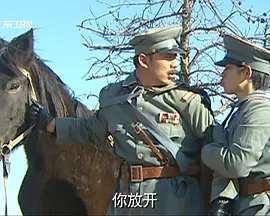 女生迈开腿打扑克又痛又叫